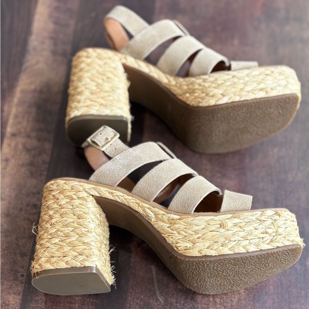 Lisa Vicky Just Strappy Platform Sandal - Picture 13 of 16